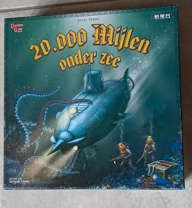 bordspel twintigduizend mijlen onder zee, Hobby en Vrije tijd, Gezelschapsspellen | Bordspellen, Zo goed als nieuw, Ophalen of Verzenden