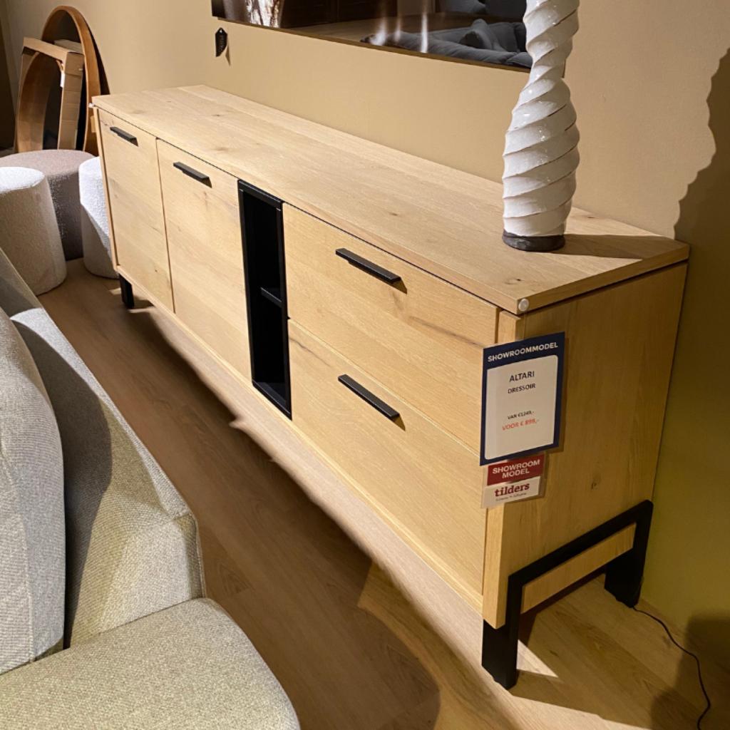 Inhouse Dressoir Altari Eikenfineer Zwart Metalen Frame, Ophalen, 200 cm of meer, 25 tot 50 cm, Nieuw