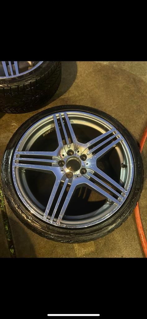 Mercedes velgen met winterbanden, Gebruikt, Velg(en), Winterbanden, 235 mm
