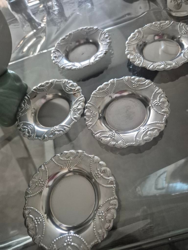 Set van 5 zilverkleurige onderzetters/schoteltjes, Ophalen