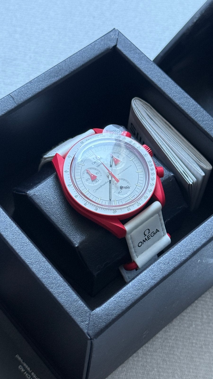 Swatch Omega Moonswatch Mission to Mars - nieuw in doos, Sieraden, Tassen en Uiterlijk, Kunststof, Polshorloge, Overige materialen