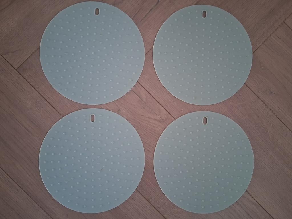 4 siliconen pannenonderzetter mintgroen turquoise 17,5 cm, Ophalen of Verzenden, Zo goed als nieuw, Rubber/elastomeren, Groen
