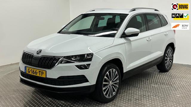 Skoda Karoq 1.0 TSI Ambition Business automaat benzine navig, Gebruikt, 1261 kg, 116 pk, Wit