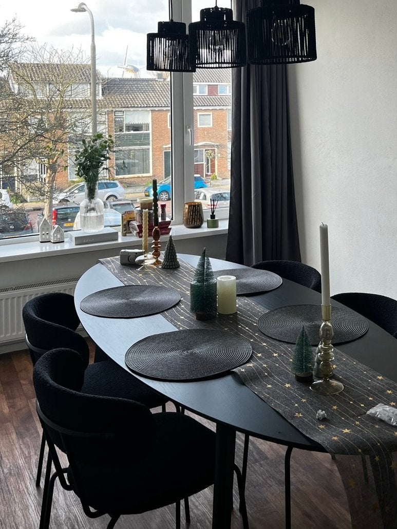 Eettafel set (by Fonq Bolt eettafel + 4 kwantum stoelen), Huis en Inrichting, Tafels | Eettafels, Ophalen, Gebruikt, 200 cm of meer
