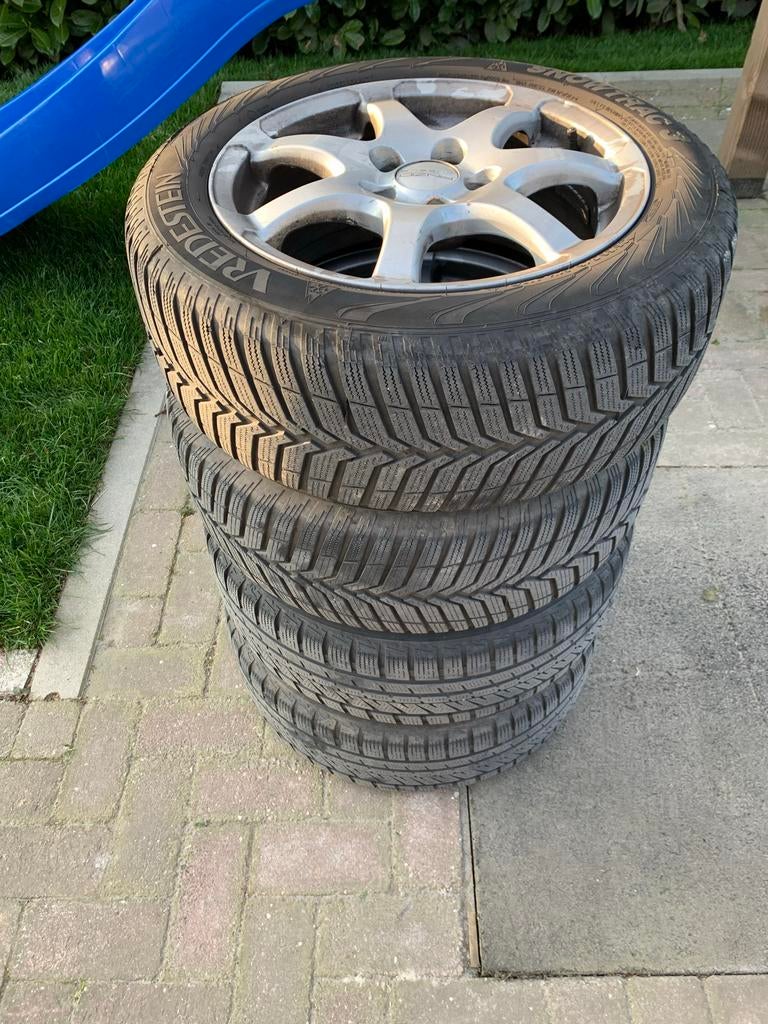 Set Vredestein winterbanden met Anzio lichtmetalen velgen, Ophalen, Gebruikt, 16 inch, Banden en Velgen