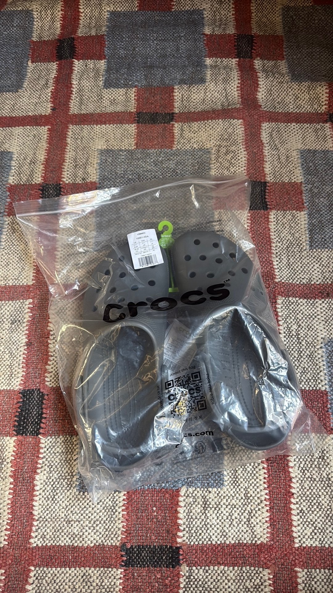 Crocs grijs maat 45-46, Ophalen of Verzenden, Zo goed als nieuw, Overige kleuren