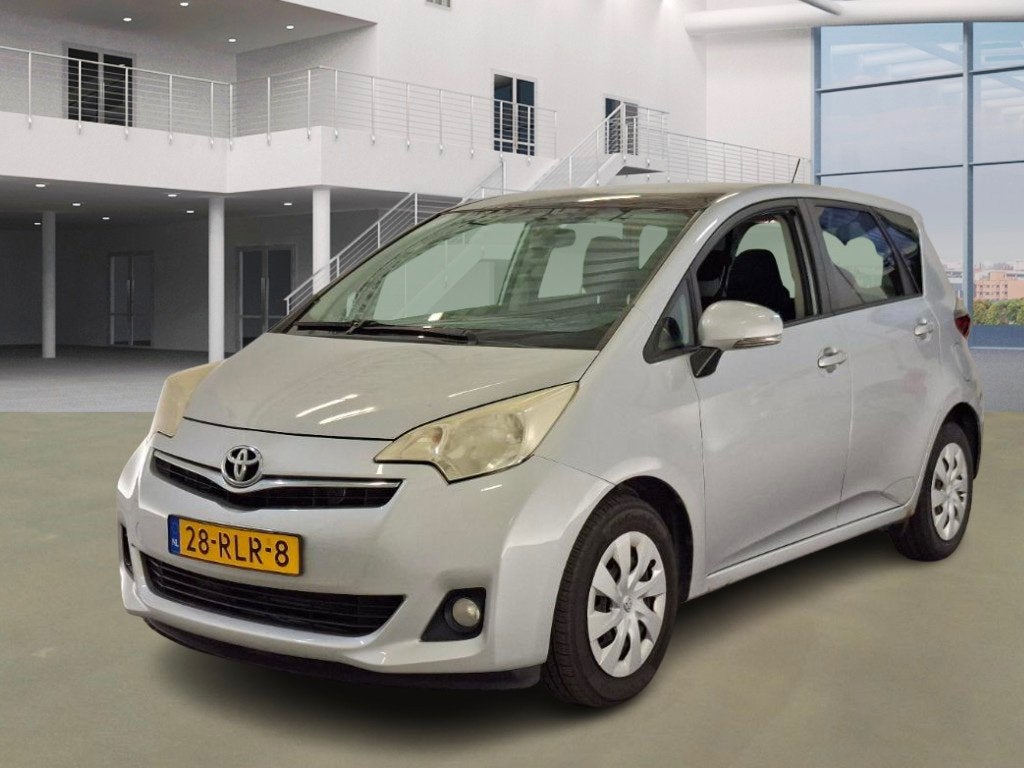 Toyota Verso-S 1.3 VVT-i Aspiration/PANO/NAVI, Auto's, Toyota, Voorwielaandrijving, Euro 5, Gebruikt, 4 cilinders