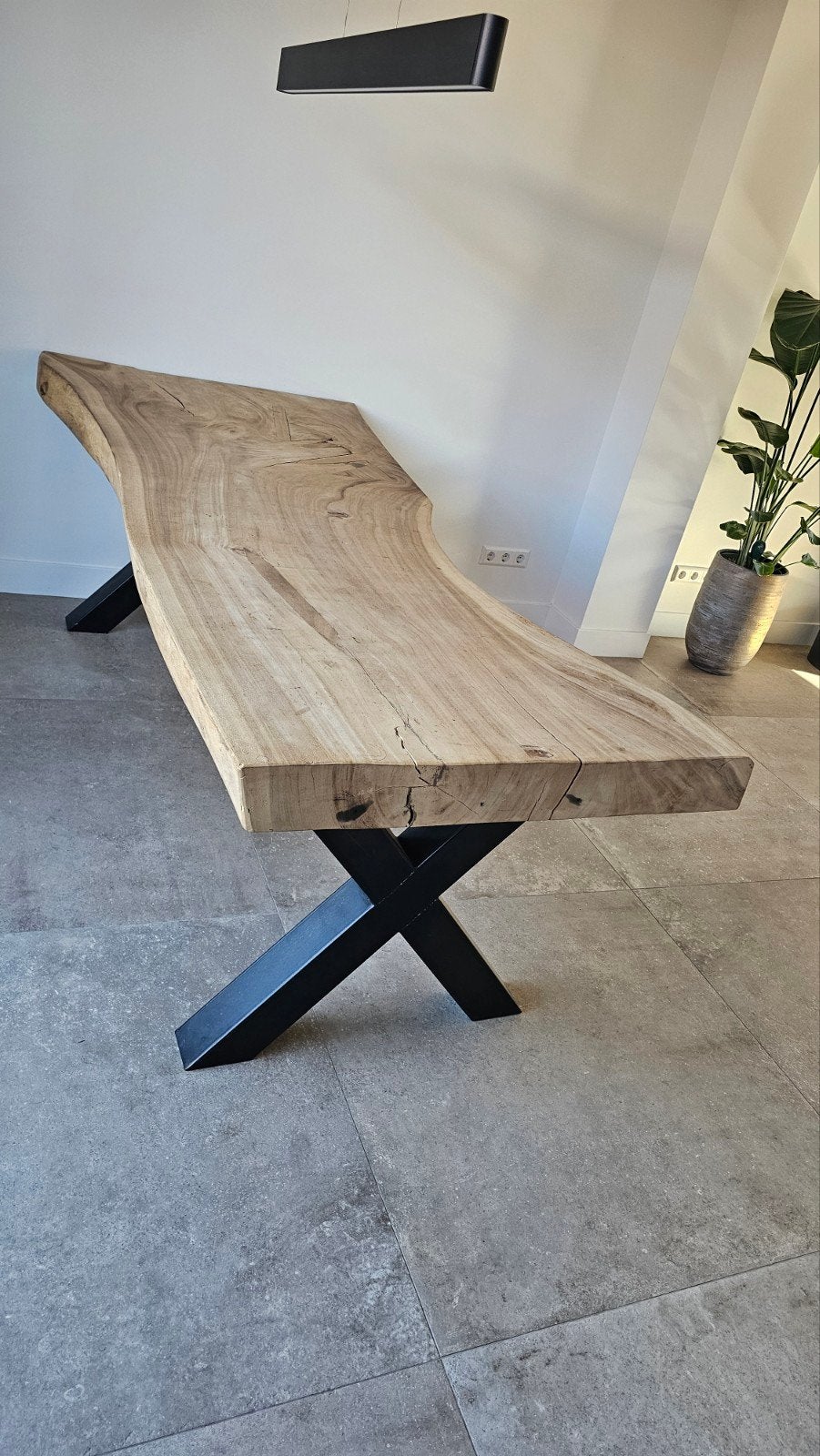 Massieve Boomstamtafel 240x105 cm | 10 cm dik, 100 tot 150 cm, Industrieel, robuust, landelijk, 200 cm of meer, Zo goed als nieuw