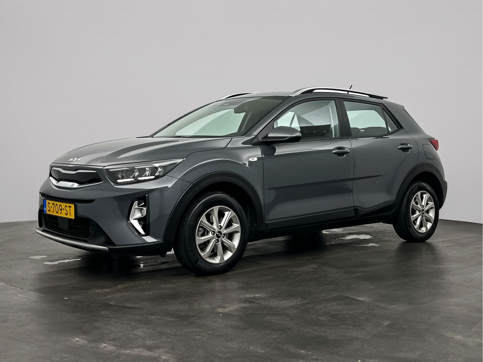 Kia Stonic 1.0 T-GDi MHEV DynamicLine | parkeercamera | lich, Auto's, Voorwielaandrijving, Gebruikt, 49 €/maand, Origineel Nederlands