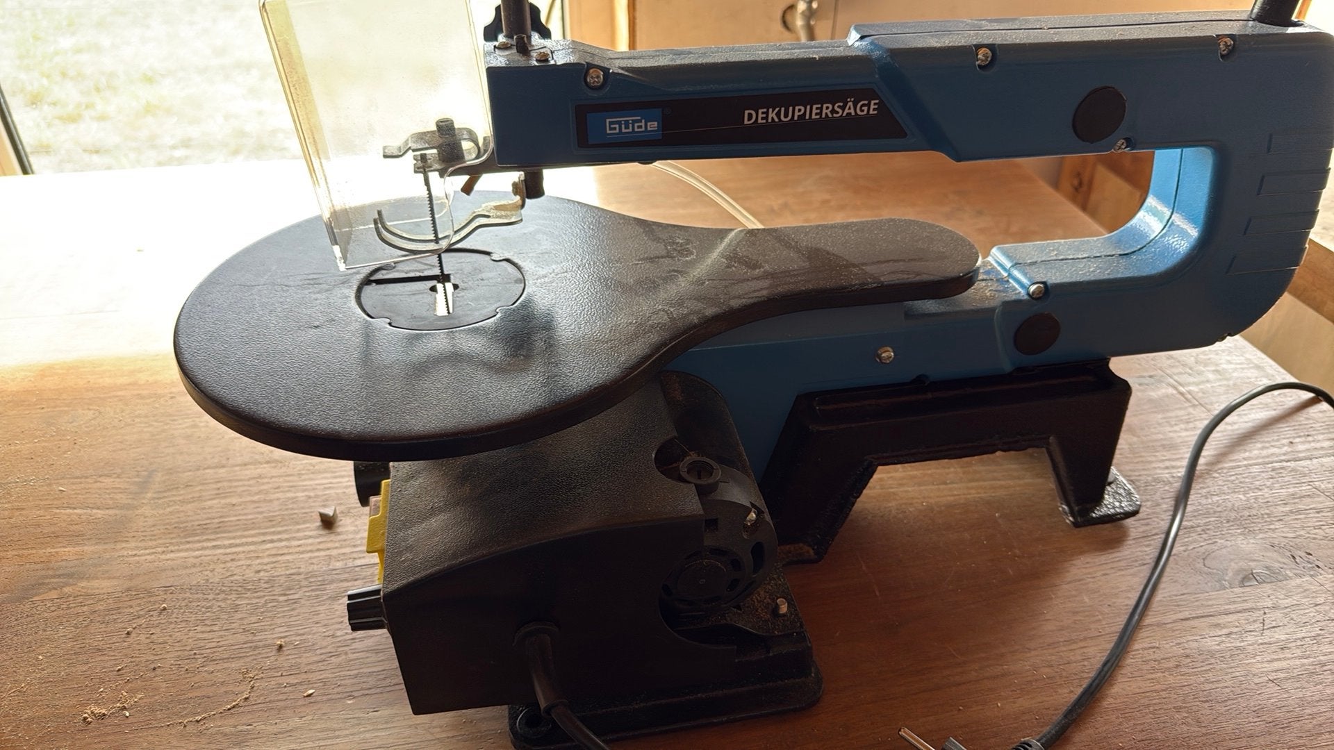 Elektrische Figuurzaag 27 cm X 60 cm 2. X gebruikt., Ophalen of Verzenden, Zo goed als nieuw, 30 tot 70 mm, Figuurzaag