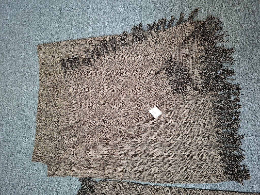 2 stk. rustieke plaids ~  zwart/beige ~ 2 stk.voor €10,-, Huis en Inrichting, Ophalen, Zo goed als nieuw