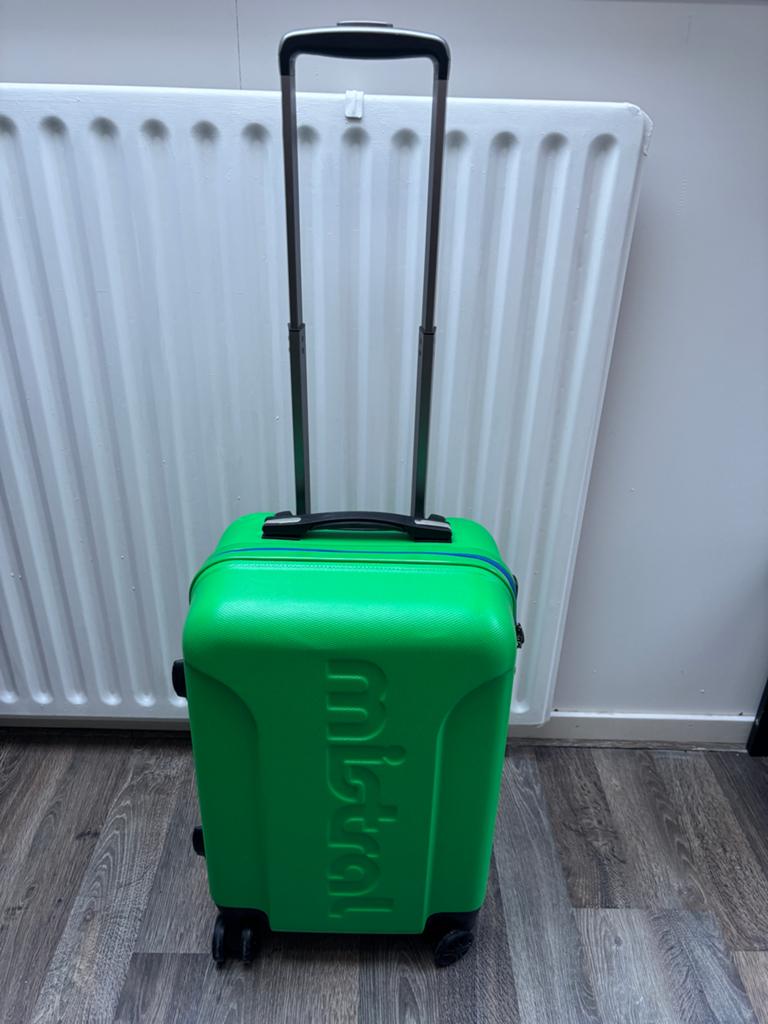 Mistral Handbagage Koffer Groen - Compact & Stevig, Sieraden, Tassen en Uiterlijk, Koffers, Gebruikt, Hard kunststof, 50 tot 60 cm
