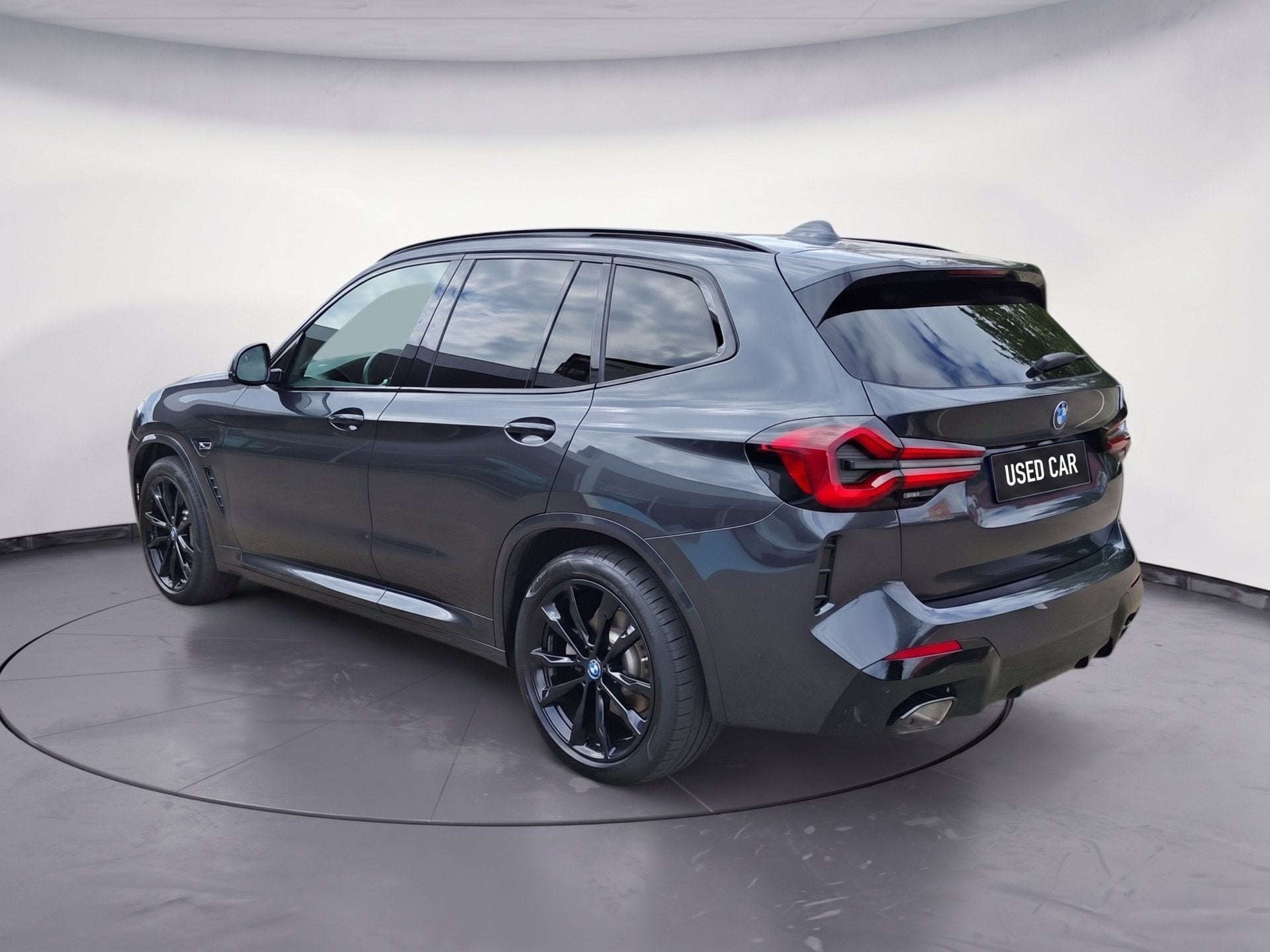 BMW X3 xDrive30e High Executive M Sport |Trekhaak.Elek|Memor, Auto's, Gebruikt, Zwart, 2000 kg, Bedrijf