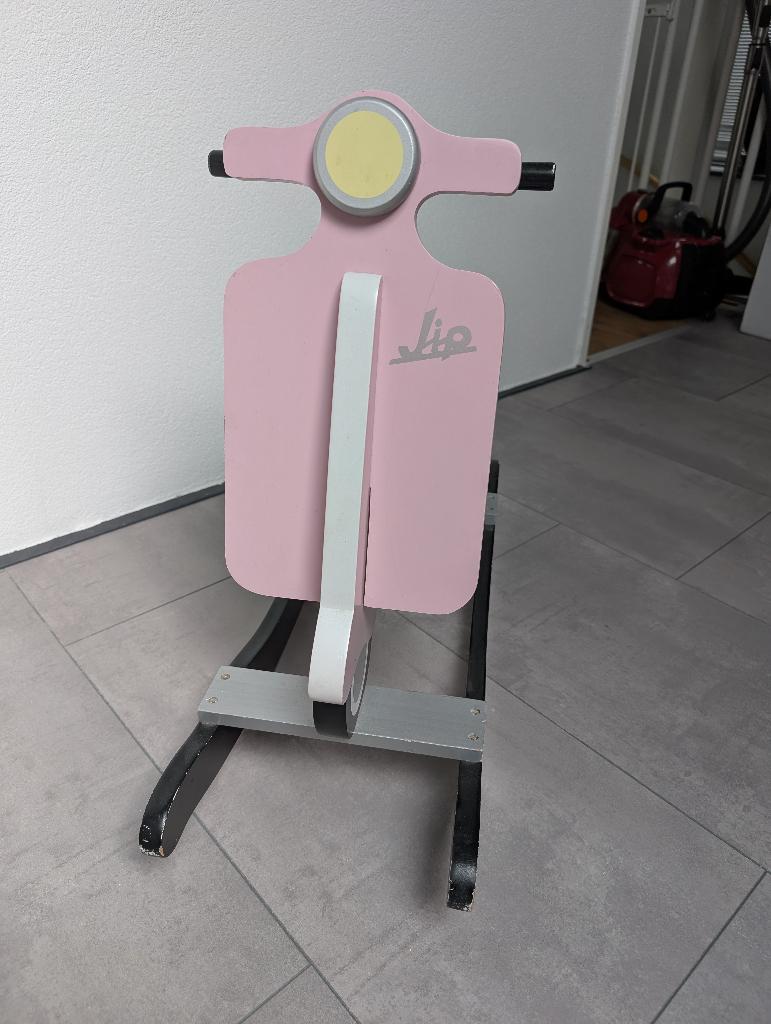 Schommel scooter roze, Ophalen, Gebruikt