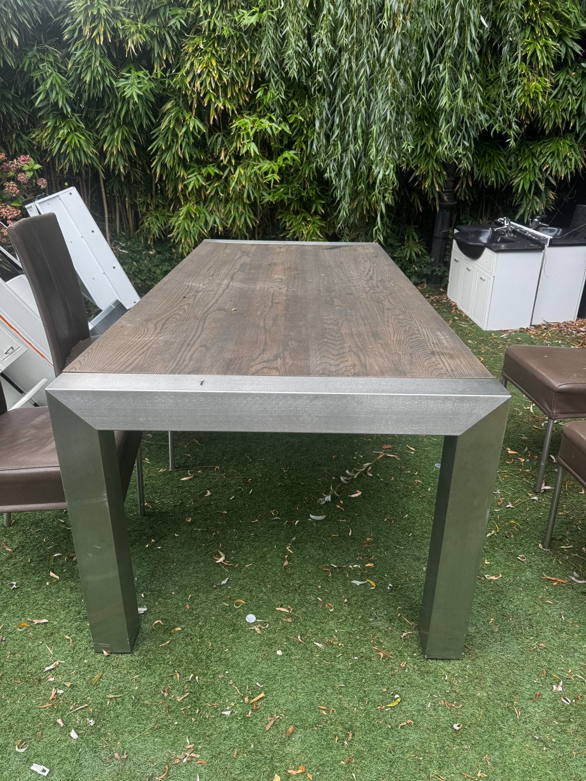Robuuste eettafel met houten blad en metalen onderstel, Ophalen, Gebruikt, Eikenhout, 50 tot 100 cm