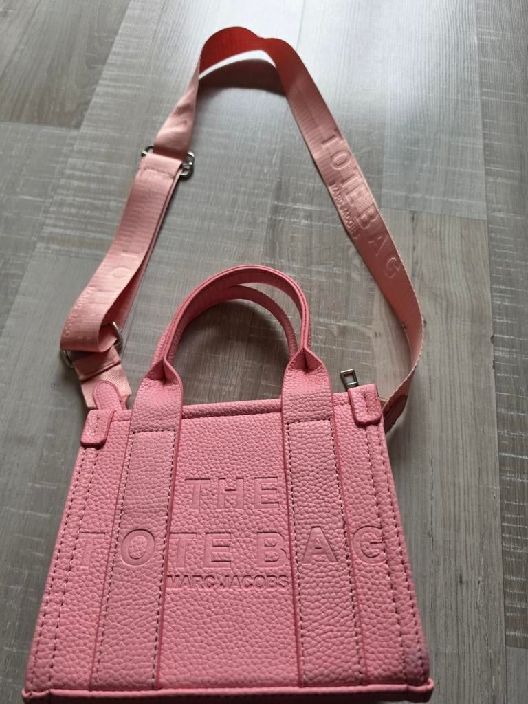 Marc Jacobs The Tote Bag - Roze Mini Handtas, Sieraden, Tassen en Uiterlijk, Tassen | Damestassen, Ophalen of Verzenden, Zo goed als nieuw