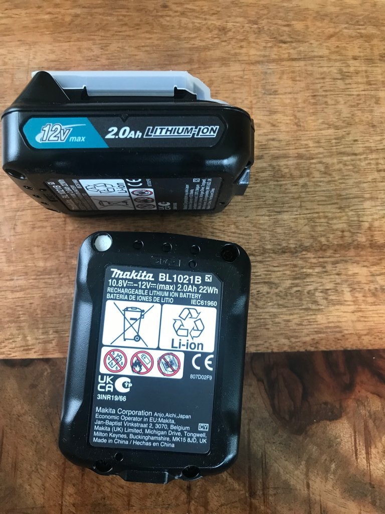 2 makita accu’s, Doe-het-zelf en Verbouw, Gereedschap | Machine-onderdelen en Toebehoren, Ophalen, Nieuw