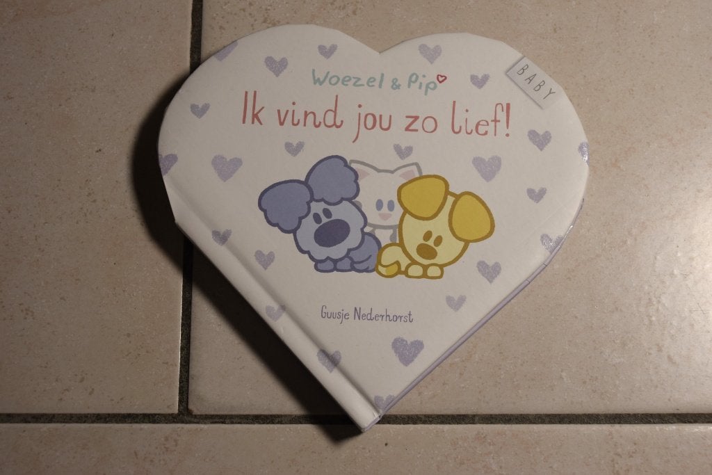 Woezel & Pip Ik vind jou zo lief! / Guusje Nederhorst, Boeken, Ophalen of Verzenden, Zo goed als nieuw, 2 tot 3 jaar
