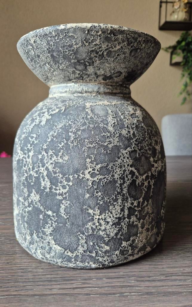 Bloempot, Huis en Inrichting, Ophalen, Zo goed als nieuw, Overige kleuren, Minder dan 50 cm