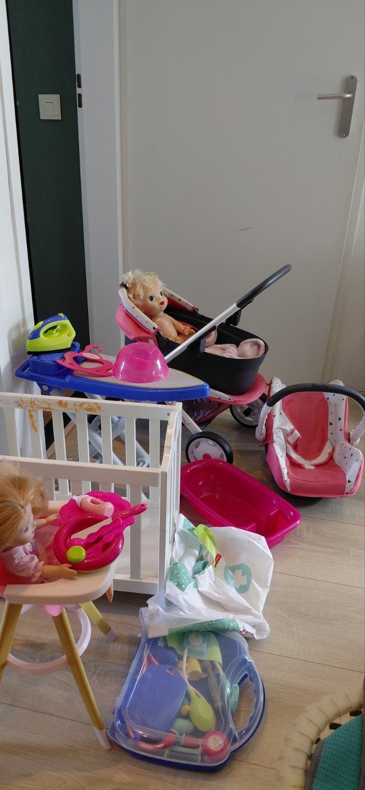 Grote set poppen en poppenaccessoires, Kinderen en Baby's, Ophalen