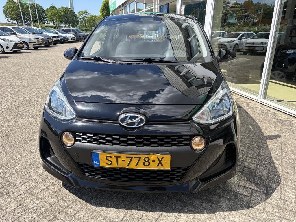 Hyundai i10 1.0i Comfort, Airco Audio (bj 2018), Gebruikt, 4 stoelen, Zwart, Origineel Nederlands