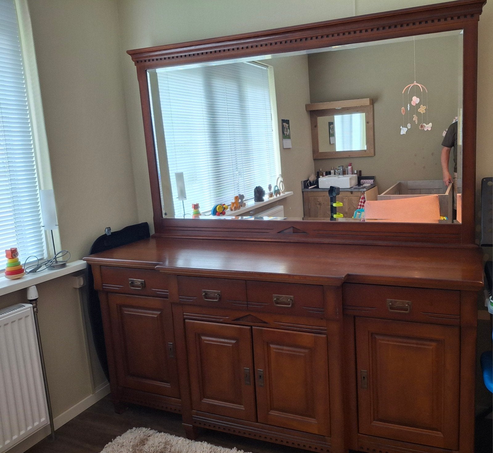 Kersenkleurig eiken dressoir met spiegel, Ophalen, Kersenhout, Gebruikt, Klassiek