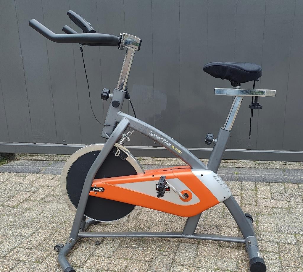Speedbike voor thuis, Sport en Fitness, Ophalen, Gebruikt, Metaal, Spinningfiets