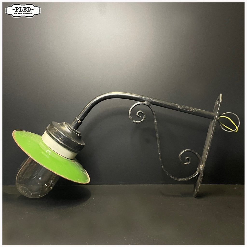 Oude wandlamp / buitenlamp met schutglas, Metaal, Overige merken, Gebruikt, Nb