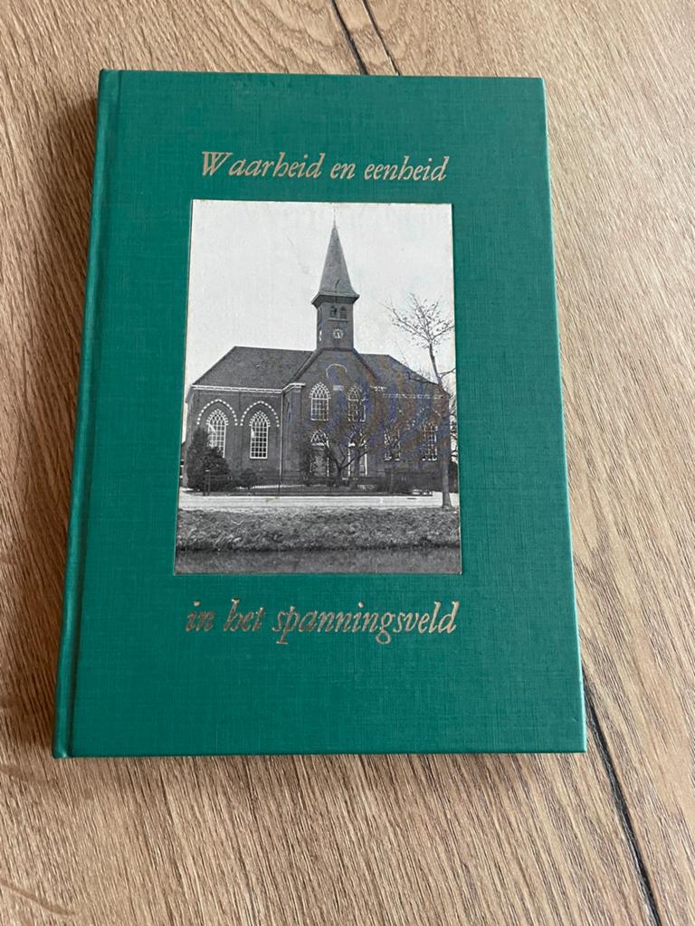 Gedenkboek 100 jaar Herv  kerk Musselkanaal, Boeken, Ophalen of Verzenden, Zo goed als nieuw