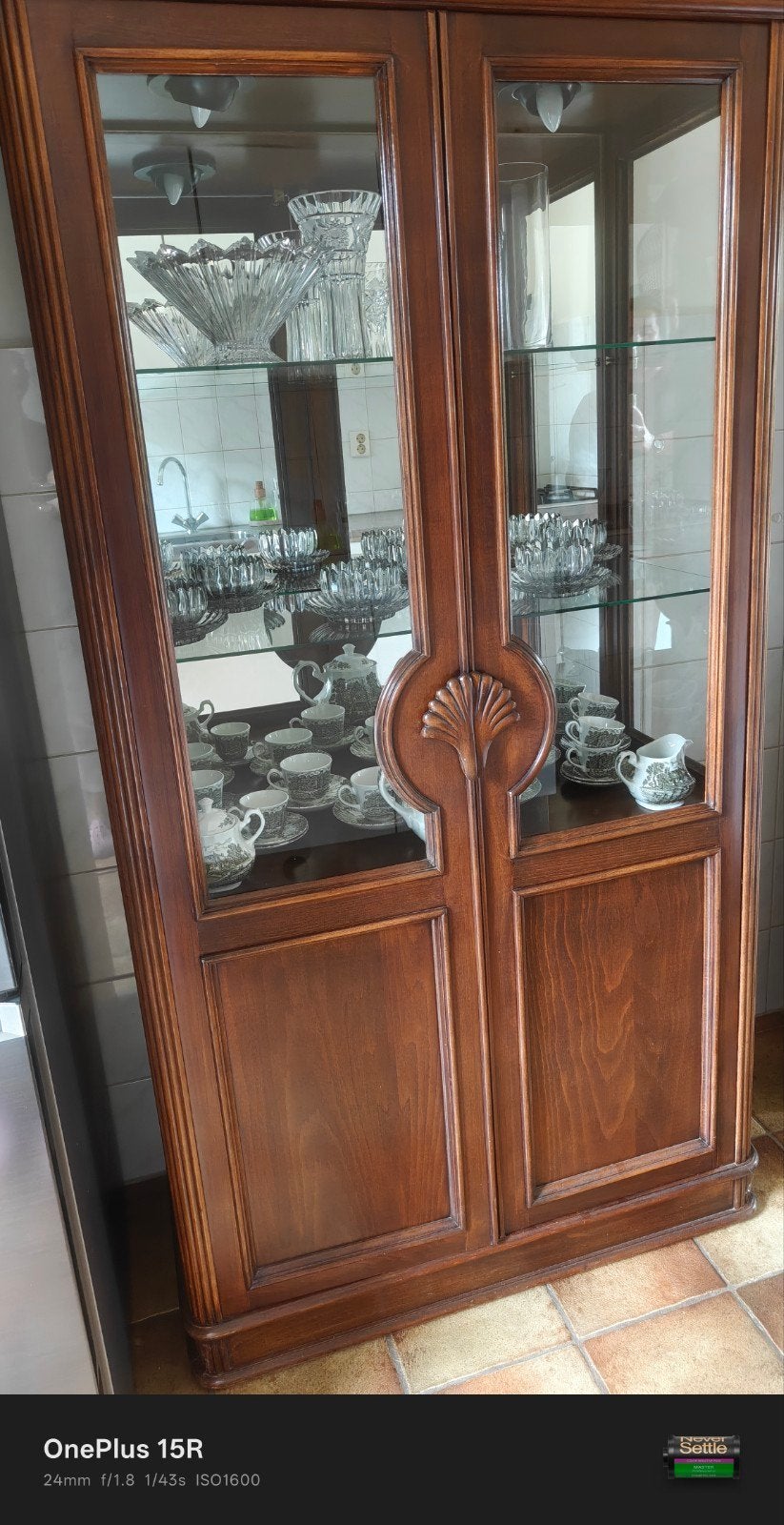 Foto 3 van Art Deco Vitrinekast - Uitstekende Staat