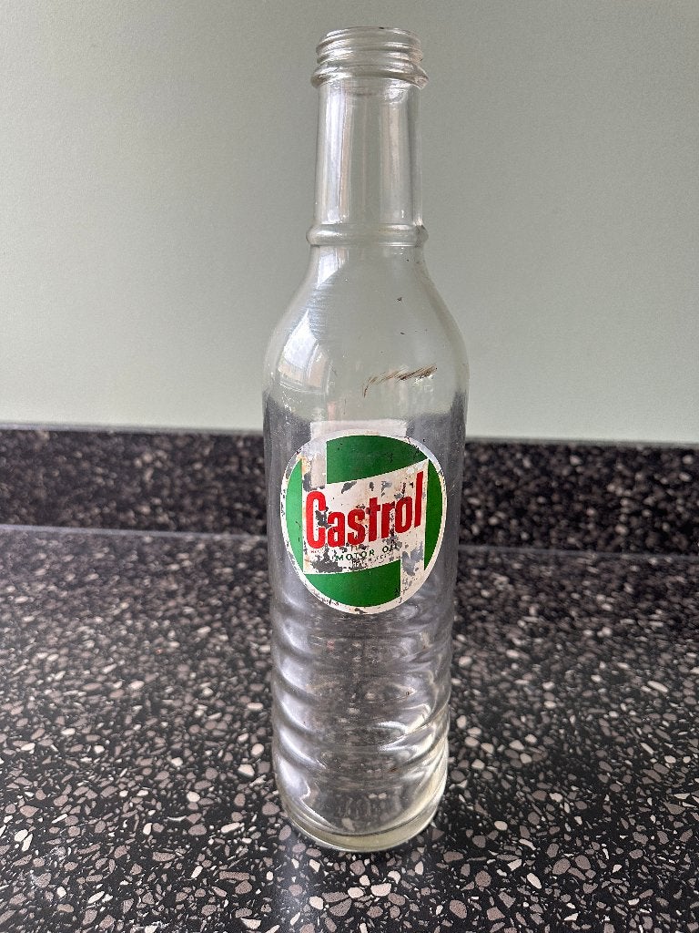Mooie oude Castrol oliefles. Glas bottle olie fles MOTOR OIL, Ophalen of Verzenden, Gebruikt, Gebruiksvoorwerp