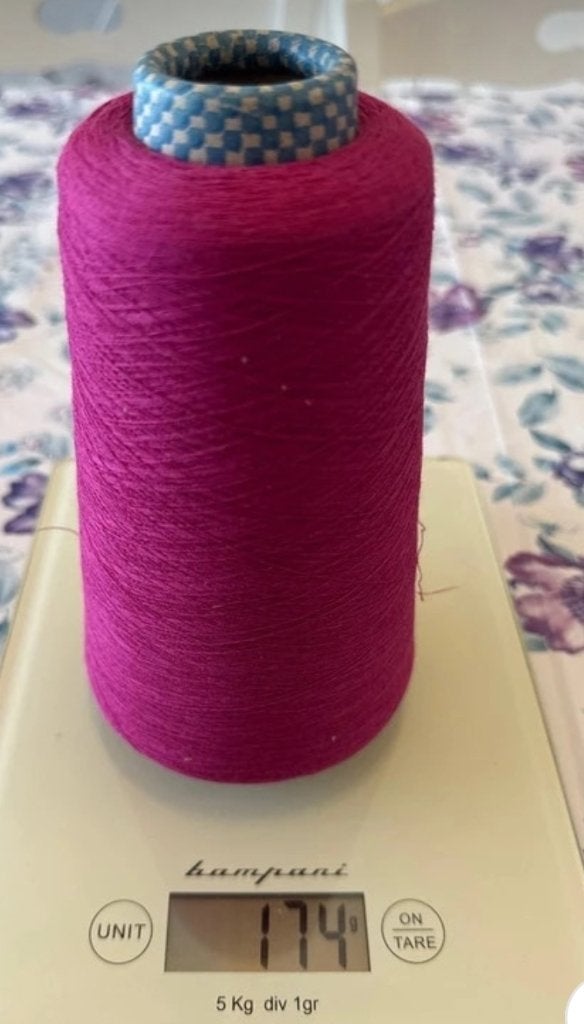 Global Stores s.r.l. fuchsia roze katoenen cone 100 gram, Ophalen of Verzenden, Nieuw, Breien of Haken, Wol of Garen