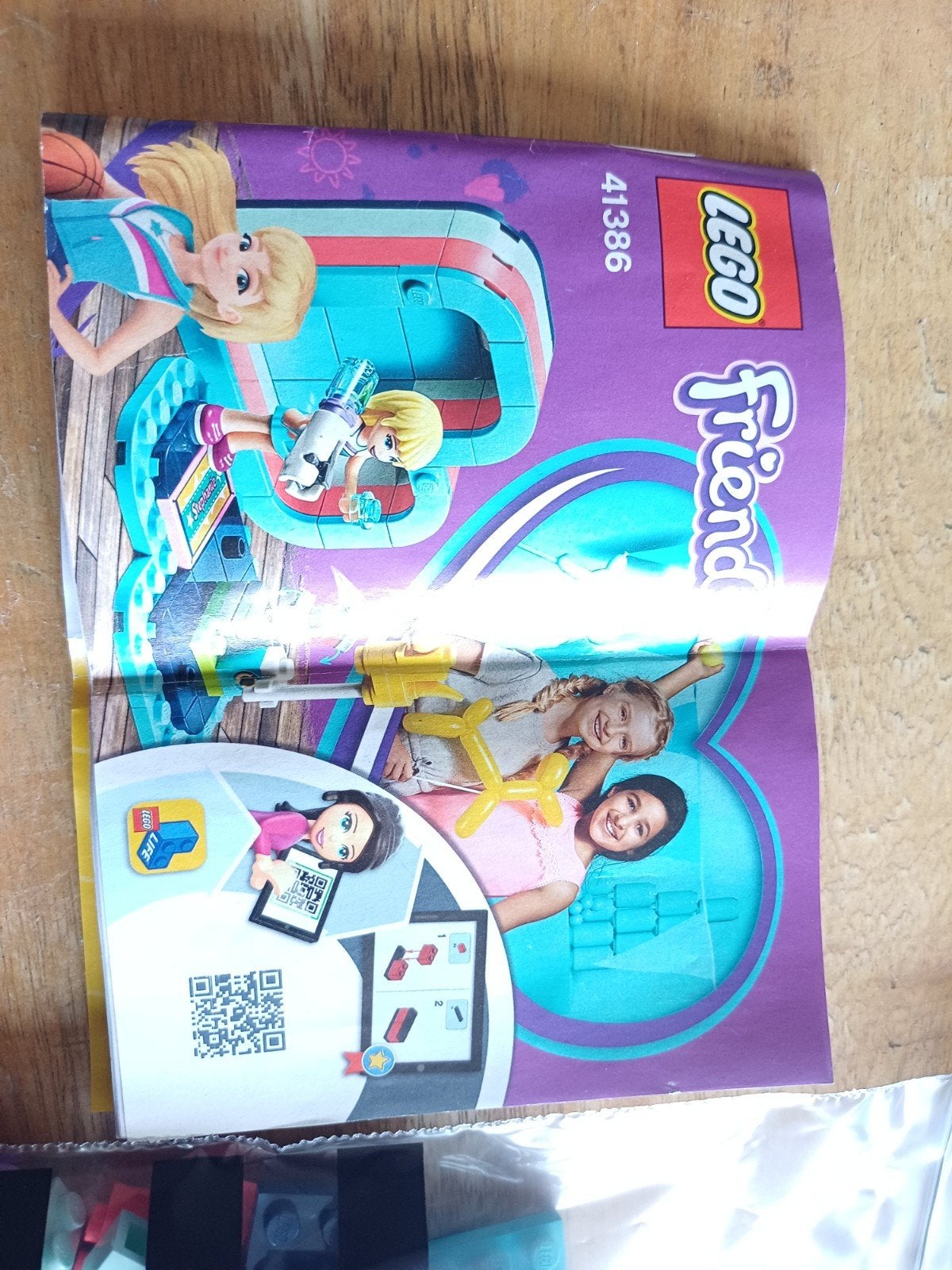 Lego Friends 41386 Stephanie's Zomerhartdoosje, Lego, Ophalen of Verzenden, Zo goed als nieuw, Complete set