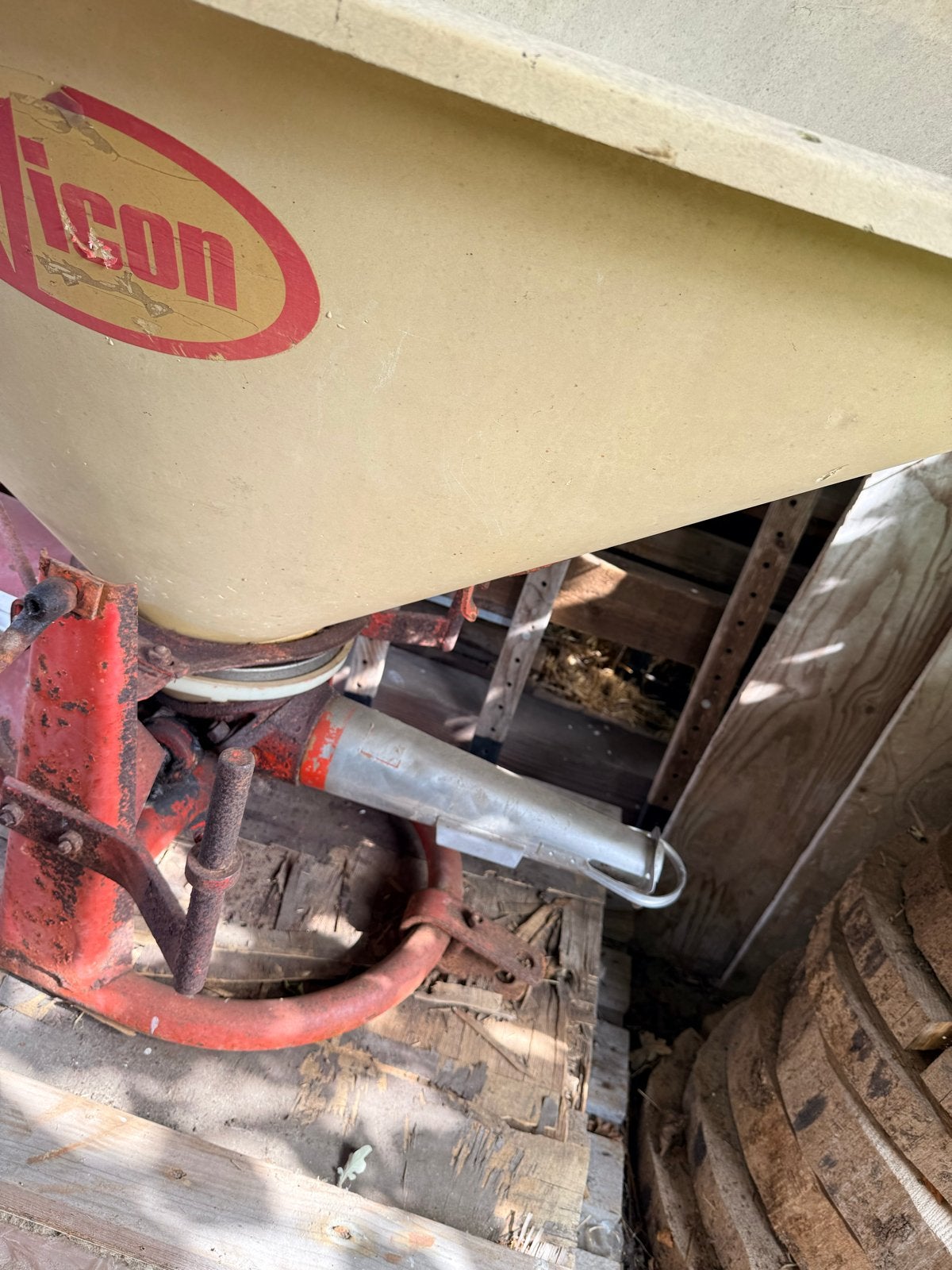 Vicon. kunstmeststrooier, Ophalen, Akkerbouw, Oogstmachine