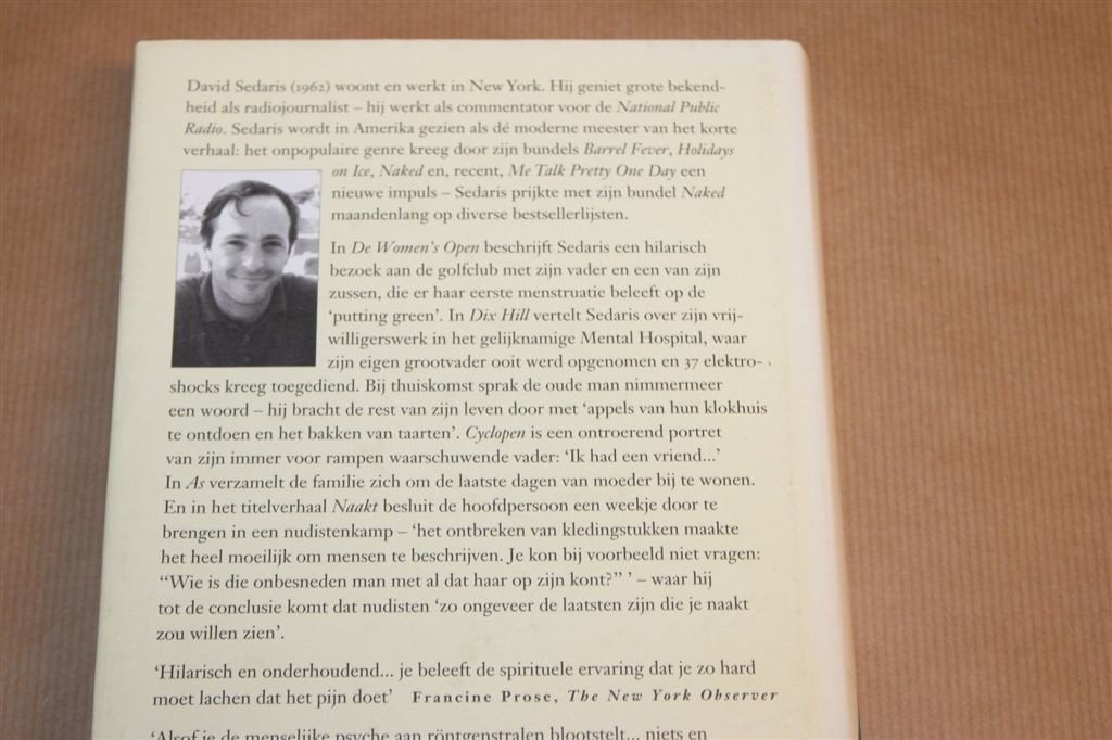 Naakt — David Sedaris, Autobiografie, Vassallucci 2001, Ophalen of Verzenden, Gelezen