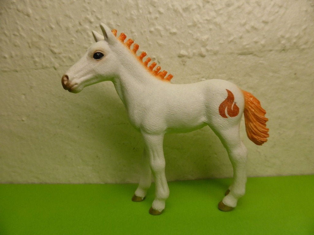 Schleich 82907 Bayala veulen Rubina, Verzenden, Zo goed als nieuw