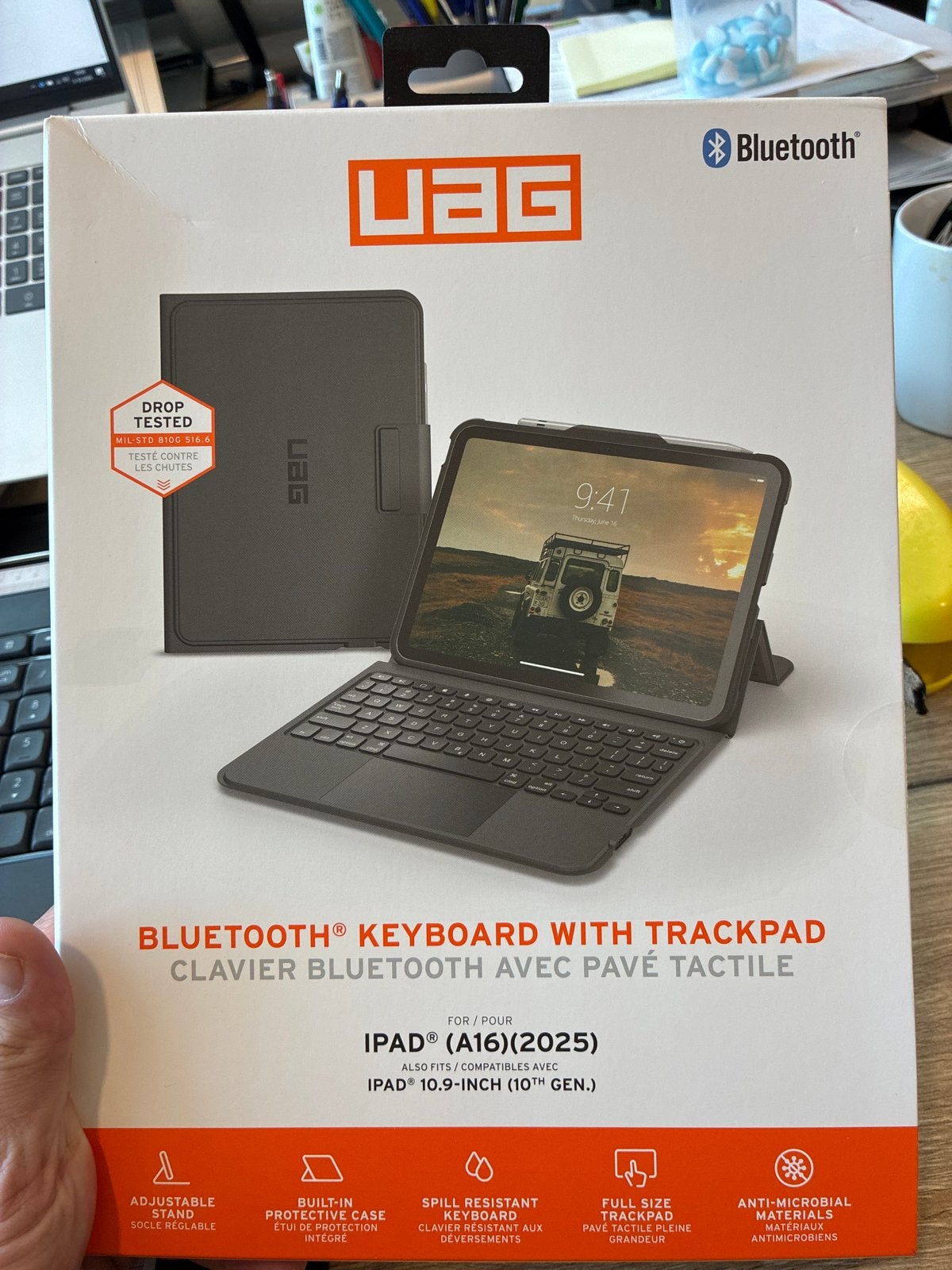 UAG Bluetooth toetsenbord met trackpad voor iPad (10e gen), 10 inch, Apple iPad, Zwart, Nieuw