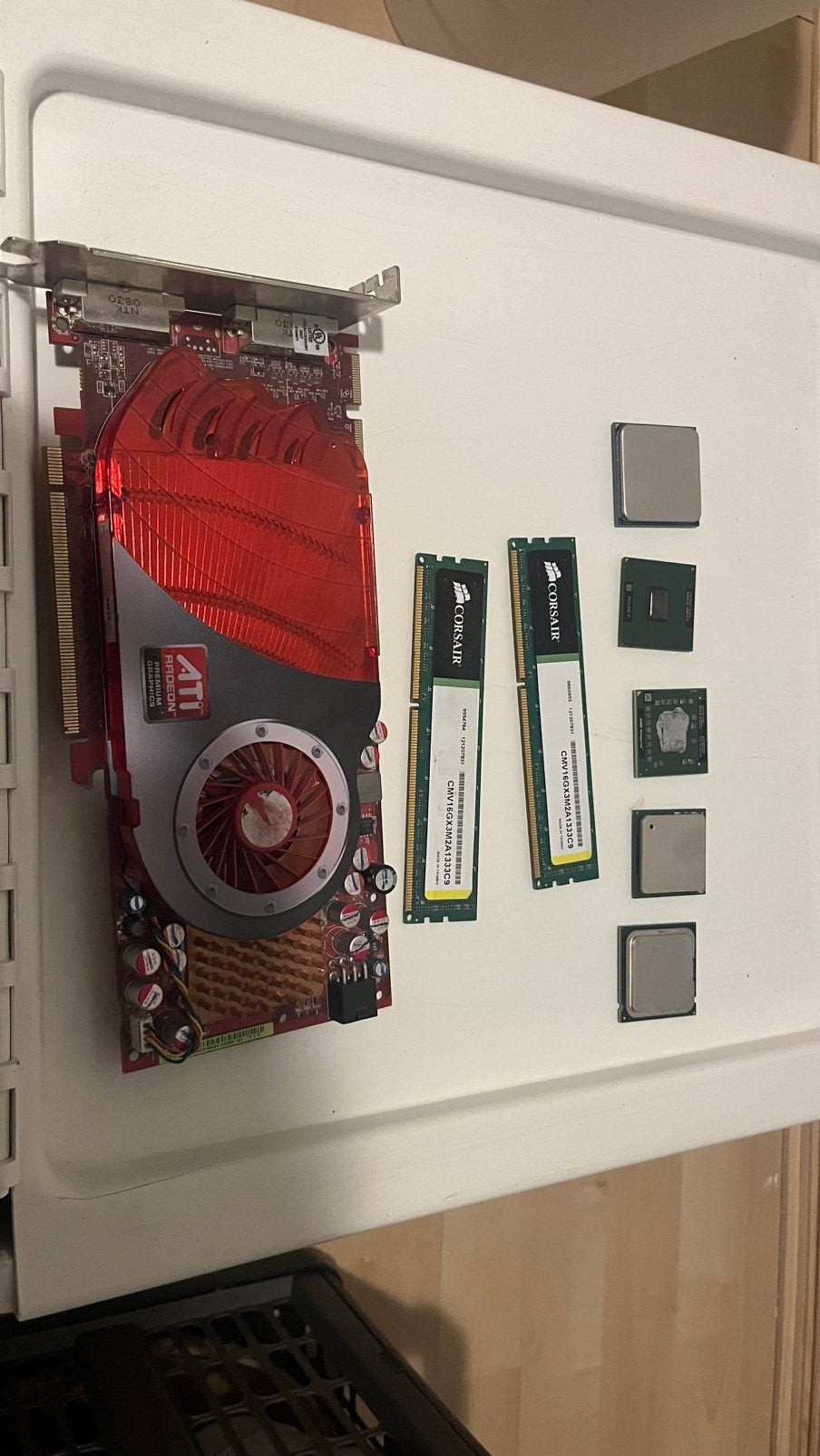 Diverse computer onderdelen AMD Ryzen 5 1600, Computers en Software, Processors, Ophalen of Verzenden, Gebruikt, 4-core, 2 tot 3 Ghz