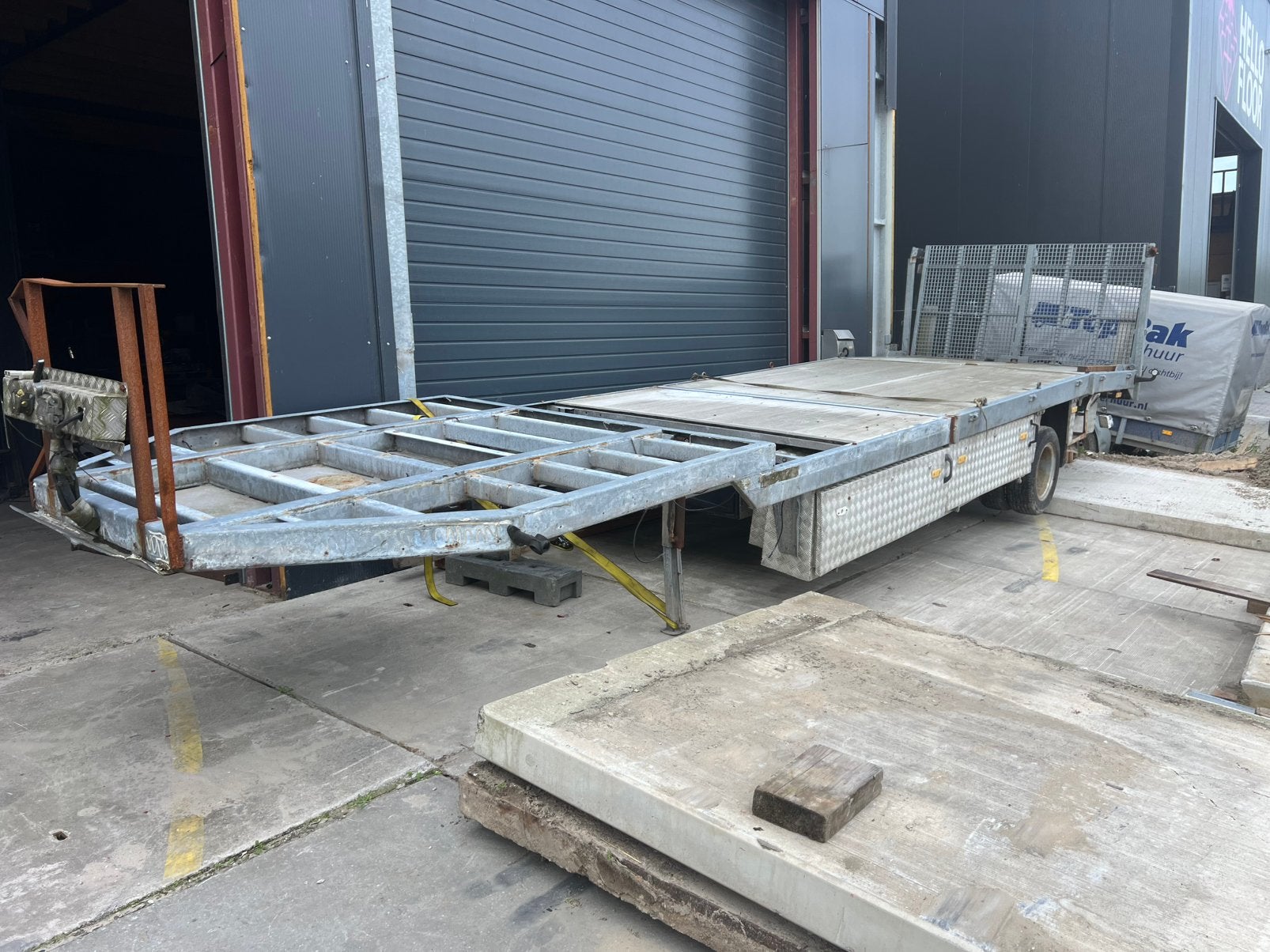 BE trailer 6700kg bj 2009 caravan geschikt oprijklep, Auto diversen, Ophalen