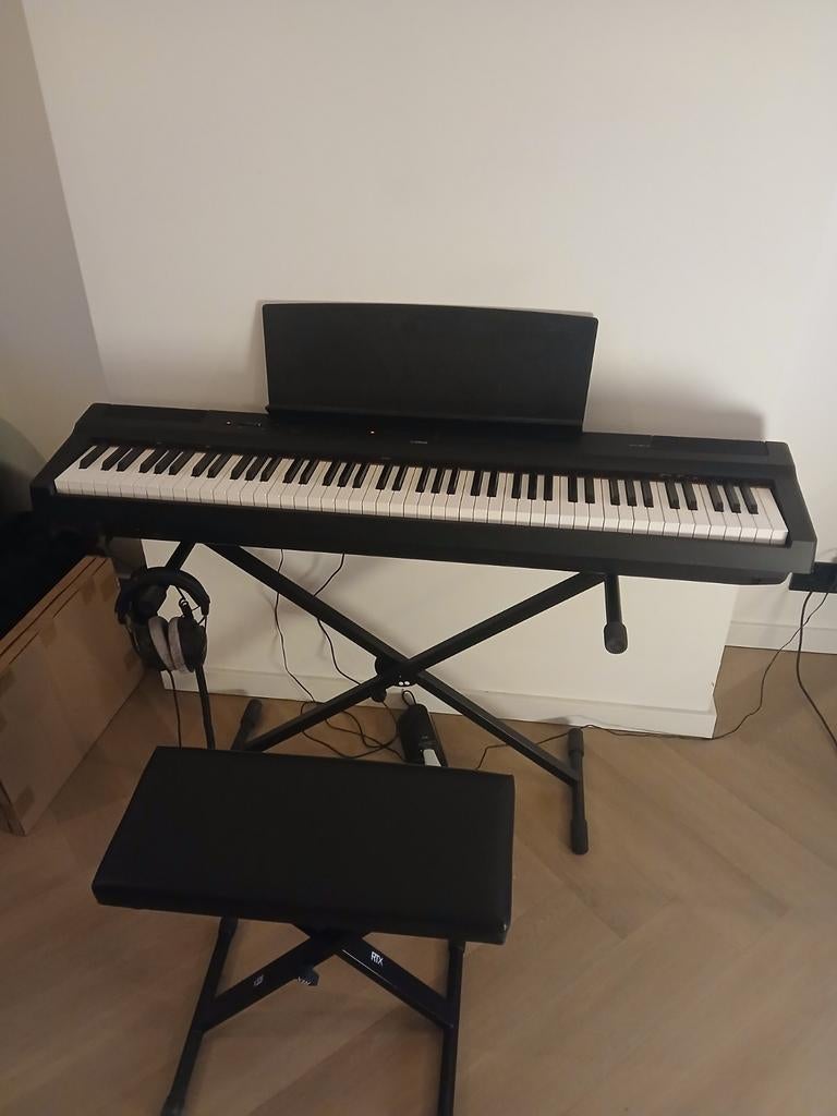 Yamaha P-125 Digitaal Piano - Zo goed als nieuw, Muziek en Instrumenten, Piano's, Ophalen, Zwart, Digitaal, Zo goed als nieuw