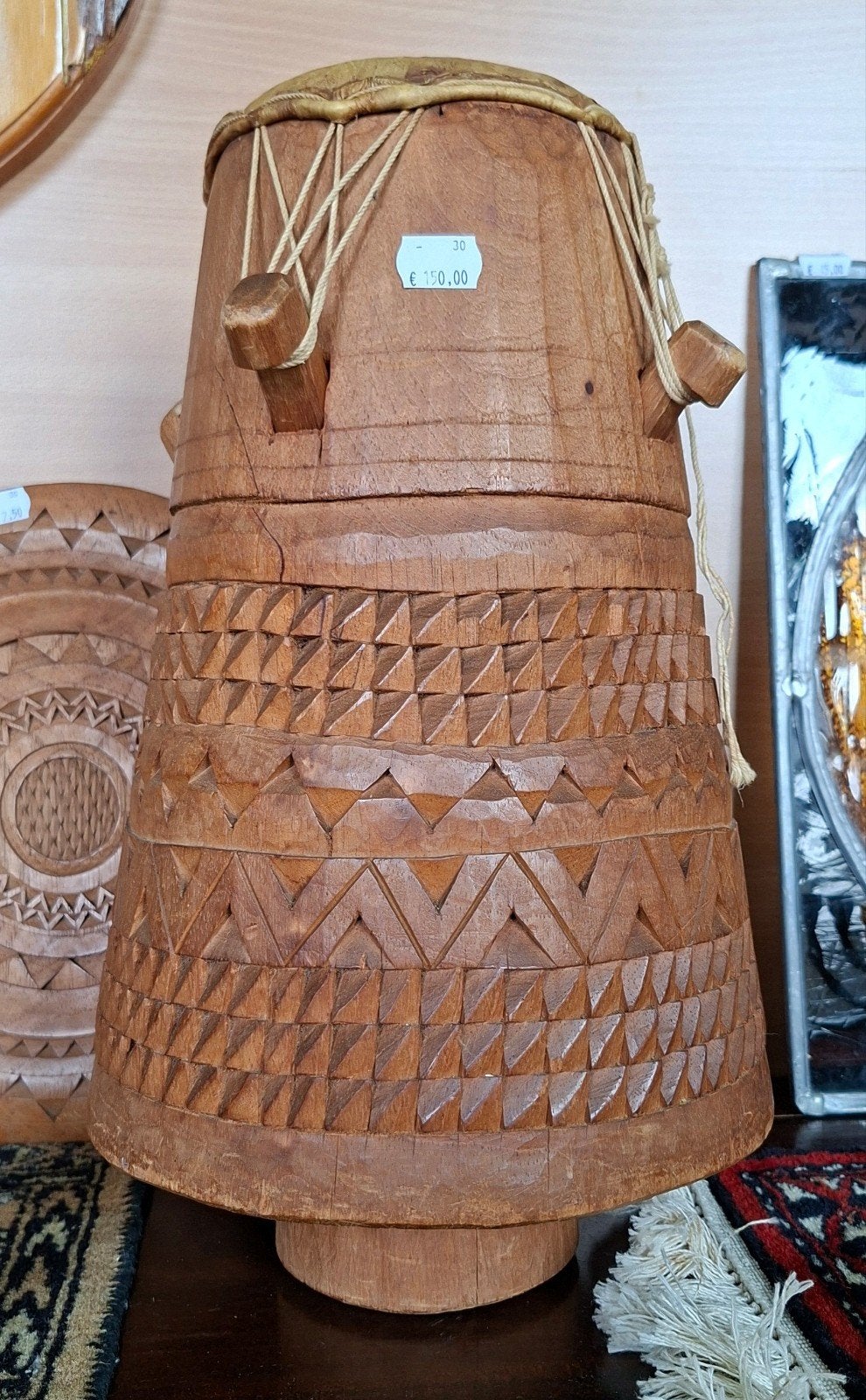 Djembé | handgemaakt | houtsnijwerk | 42 cm hoog | trommel, Ophalen, Gebruikt, Overige merken