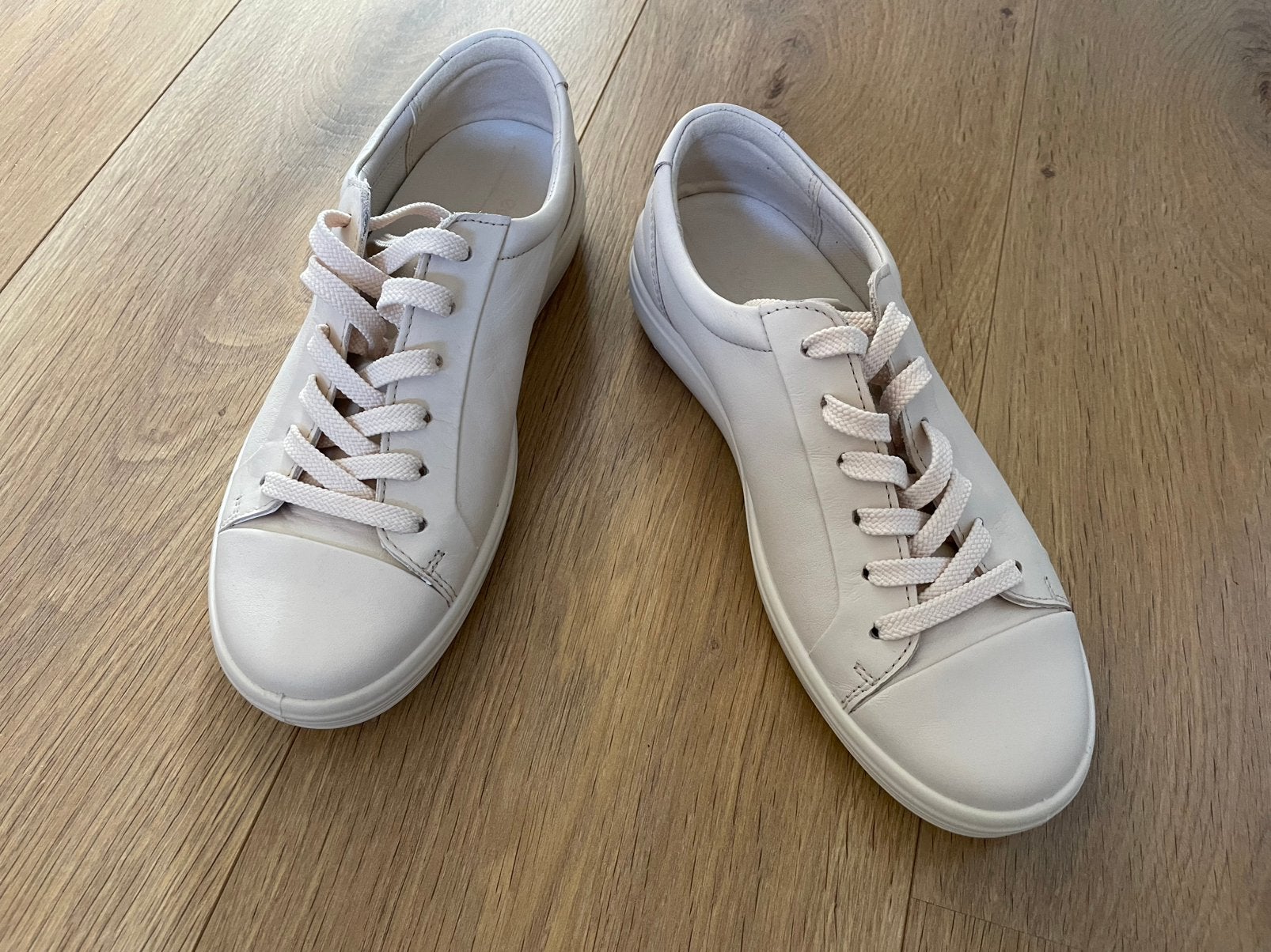 Ecco Soft 7 W sneakers - Maat 37 - Beige, Kleding | Dames, Schoenen, Ophalen, Zo goed als nieuw, Beige, Sneakers of Gympen