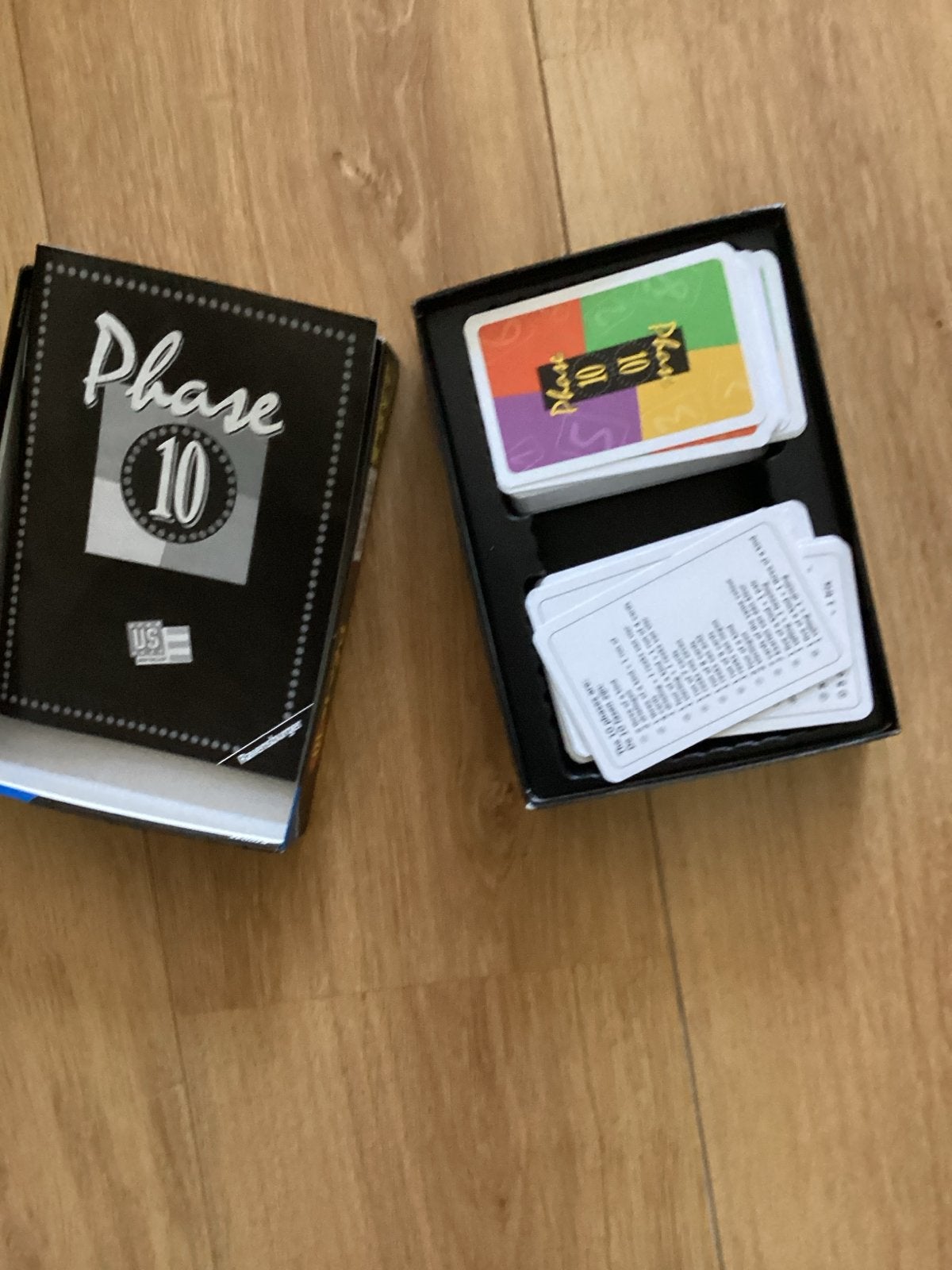 Phase 10 Kaartspel - Leuk voor het hele gezin!, Drie of vier spelers, Ophalen of Verzenden, Gebruikt