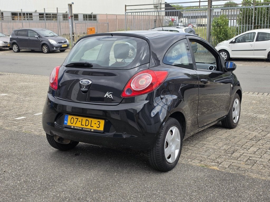 Ford Ka 1.2 Titanium Airco 140dkm Distr. vv ✅ (bj 2010), Gebruikt, 1242 cc, 4 cilinders, 4 stoelen
