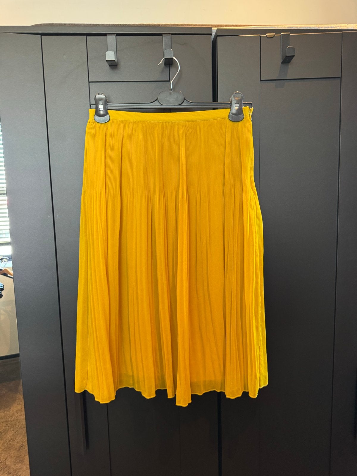 Zara Basic Collection Geplooide Midi Rok - Maat XS geel, Geel, Ophalen of Verzenden, Zo goed als nieuw, Maat 34 (XS) of kleiner