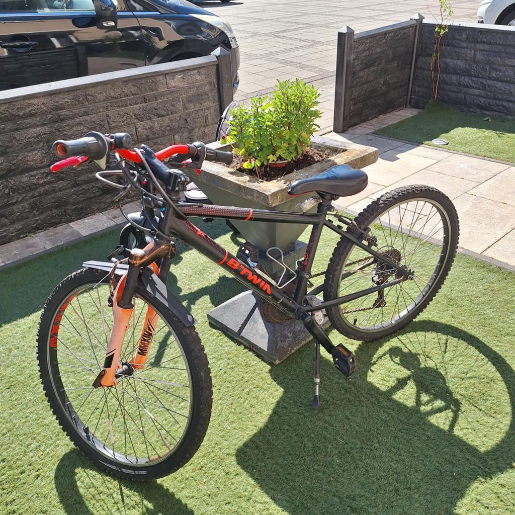 BTWIN Mountainbike - Zwart/Oranje, Gebruikt, Gebruikt, Ophalen of Verzenden, Overige merken, Minder dan 45 cm