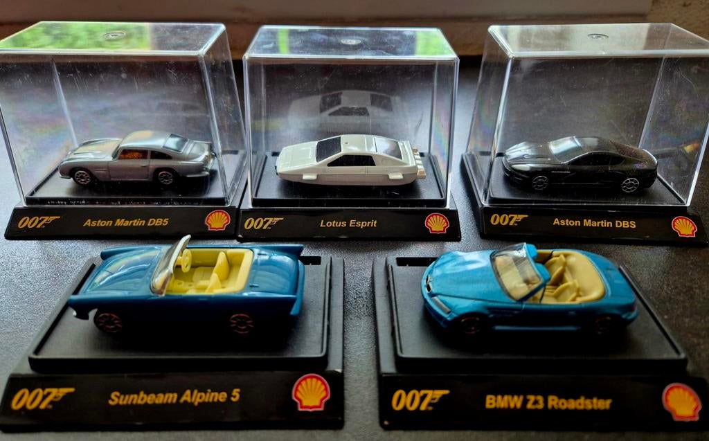 5 James Bond Shell miniatuur auto's - Collectors item, Ophalen of Verzenden, Gebruikt, Auto, Overige merken