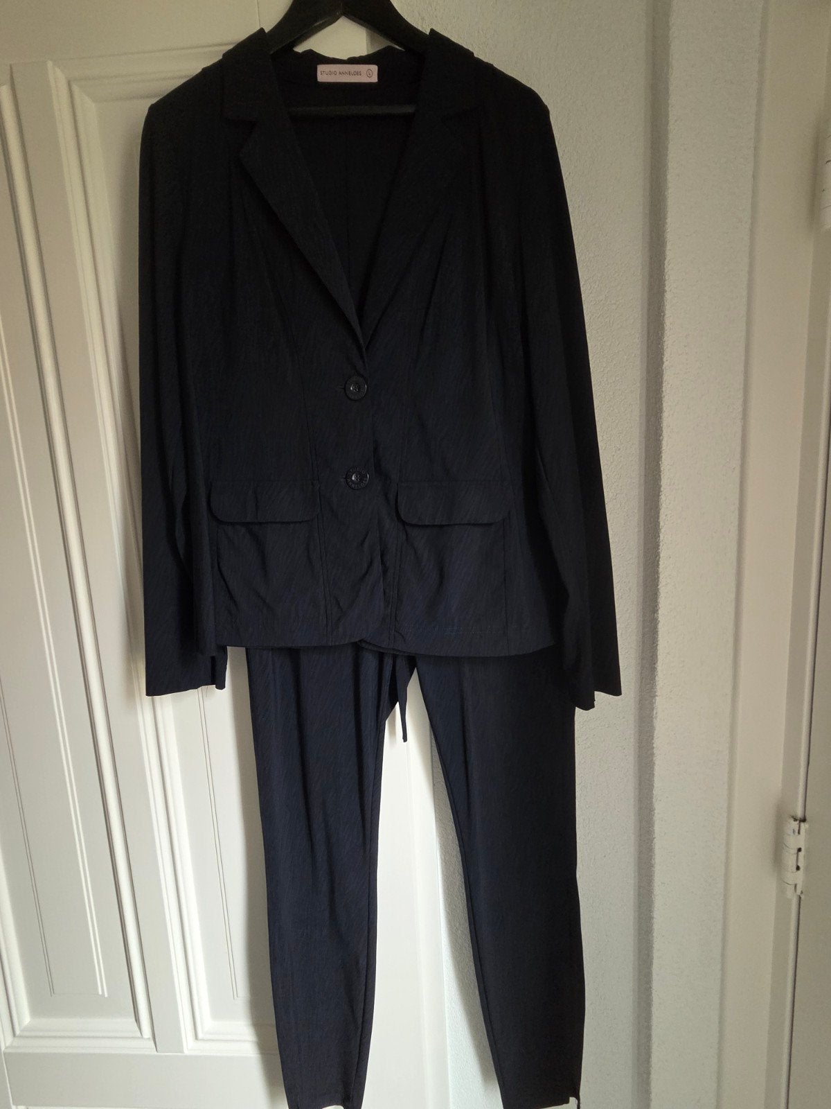 Studio Anneloes Blazer en Broek Set - Donkerblauw, Studio Anneloes, Blauw, Ophalen of Verzenden, Zo goed als nieuw