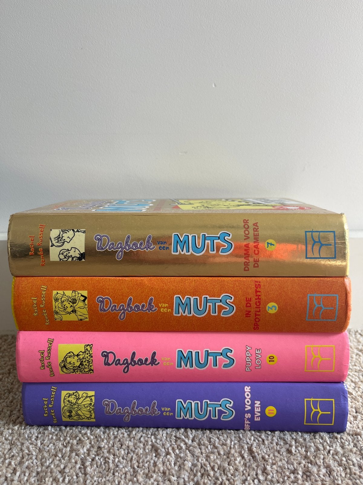 Dagboek van een Muts - Complete set (4 boeken), Ophalen of Verzenden, Zo goed als nieuw, Fictie