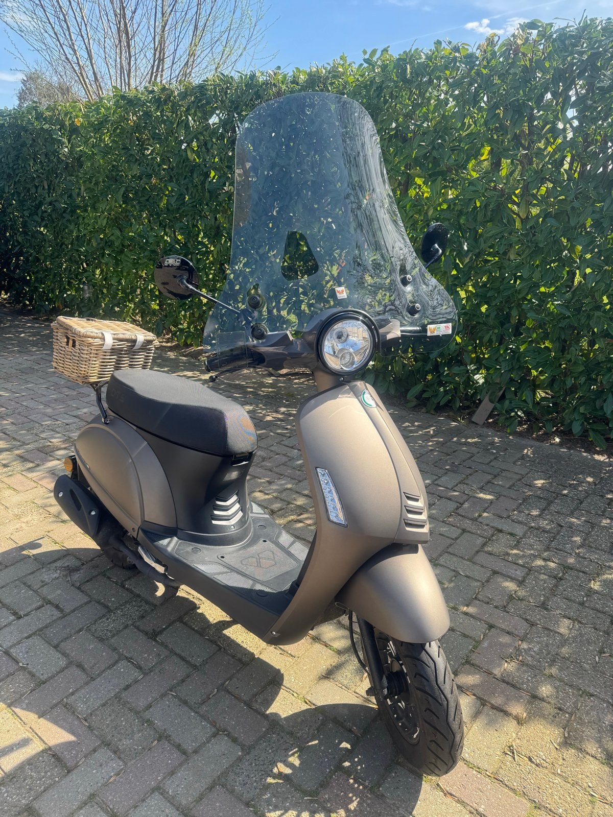 Scooter klein model met blauw kenteken, weinig kilometers, Ophalen, Gebruikt